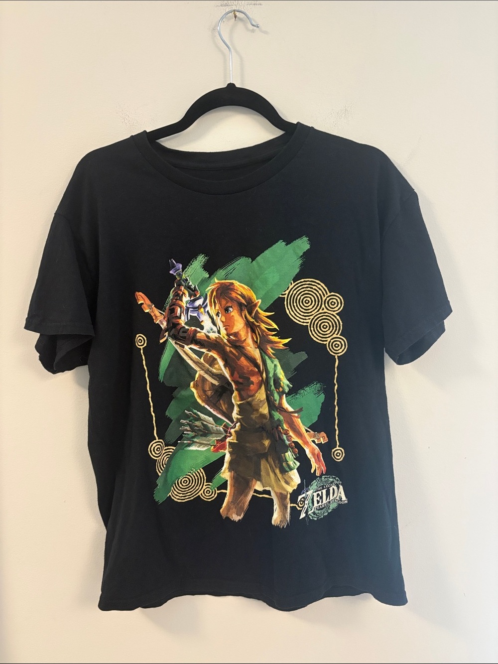 The Legend of Zelda Black Graphic T-Shirt - Link Design- Size L